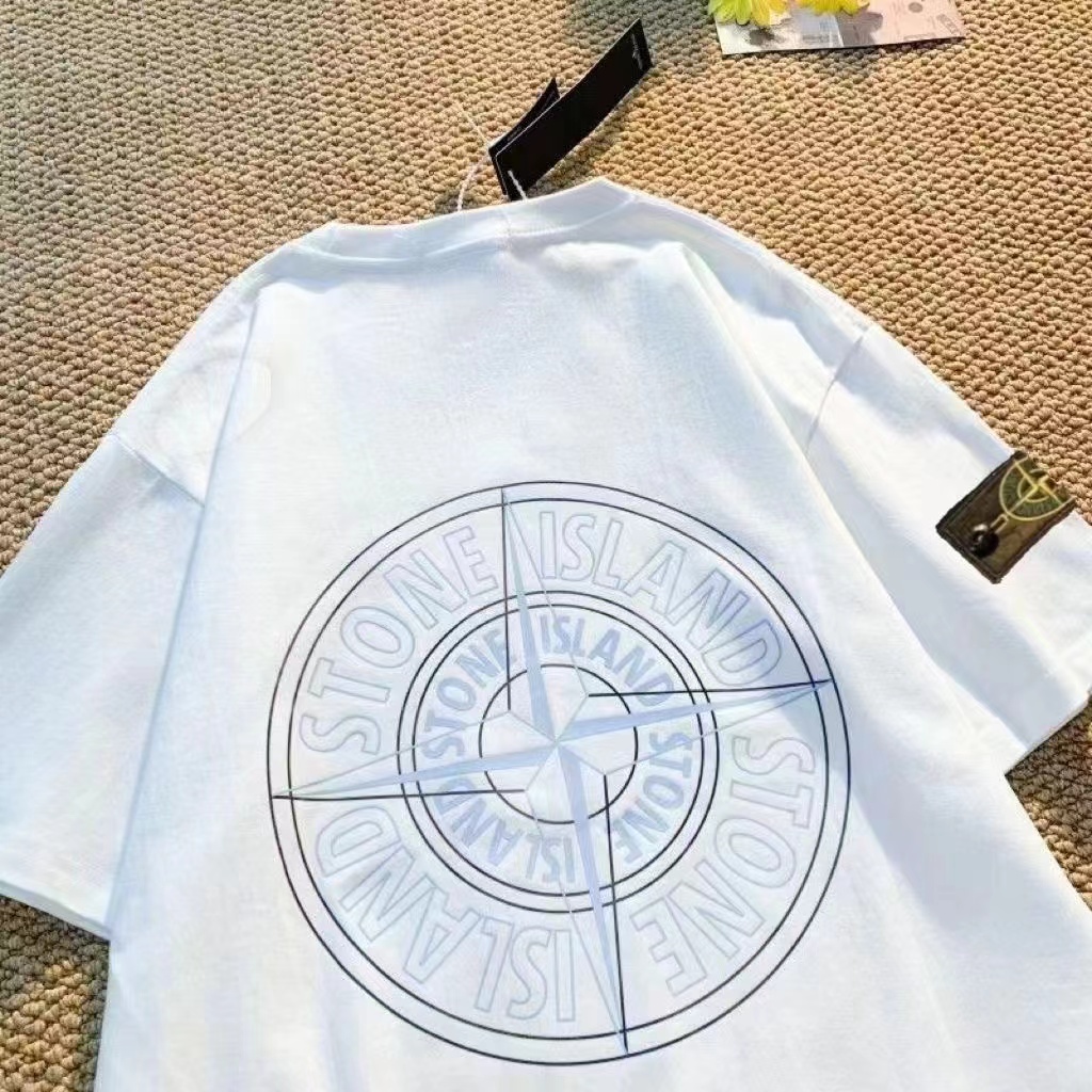 V2490-191.9💴30.66$Stone Island gallery