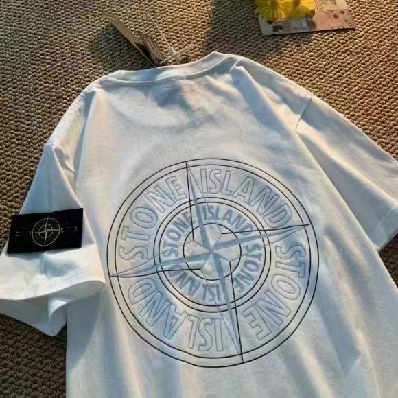 V2490-191.9💴30.66$Stone Island gallery