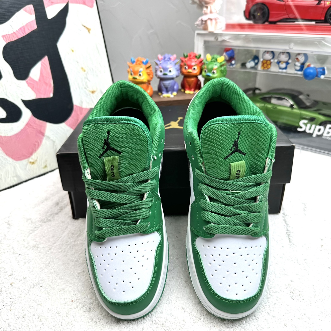 V2778-206.3💴31.66$NIKE gallery