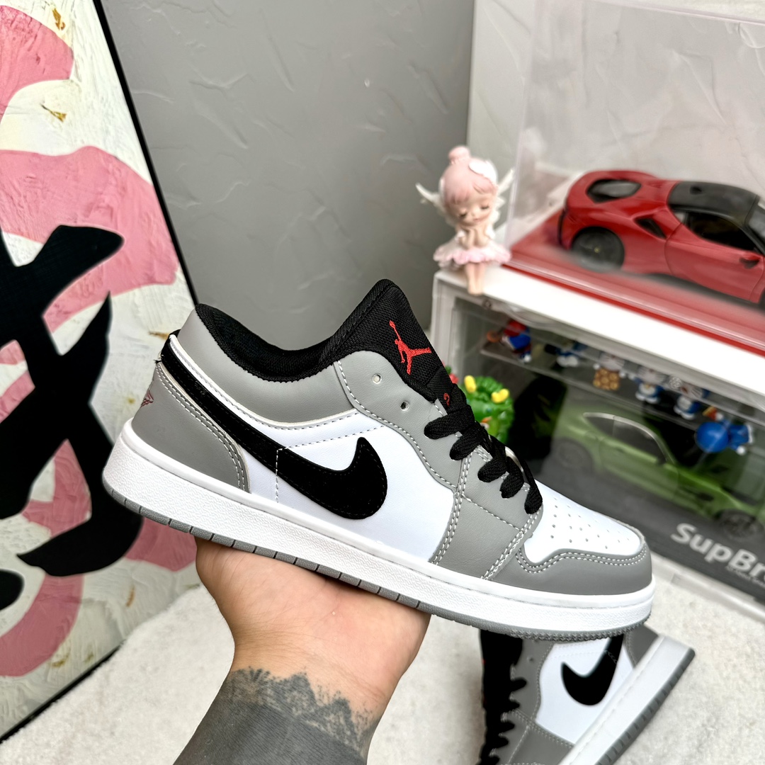 V2778-206.3💴31.66$NIKE gallery