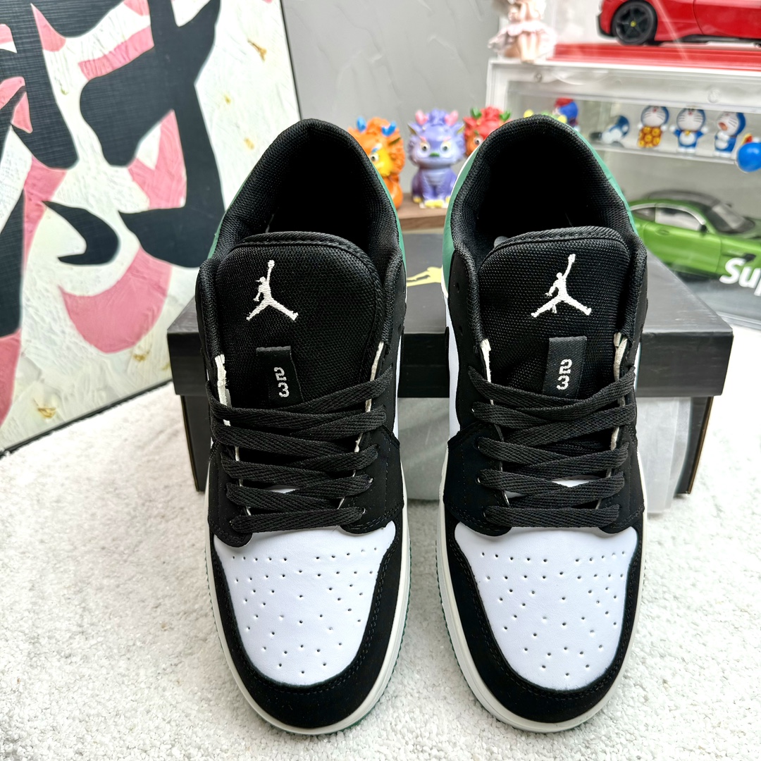 V2778-206.3💴31.66$NIKE gallery