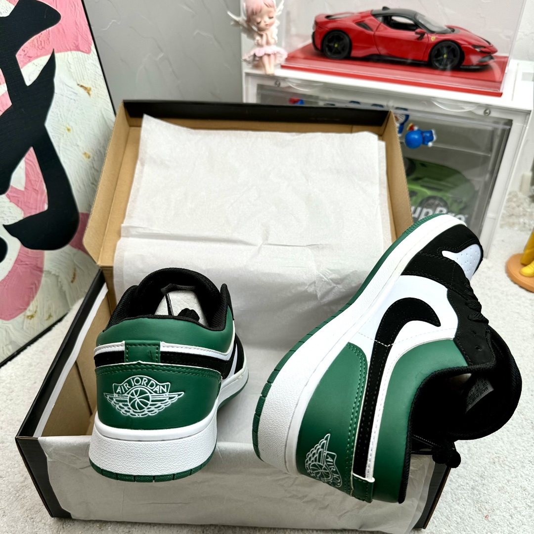 V2778-206.3💴31.66$NIKE gallery