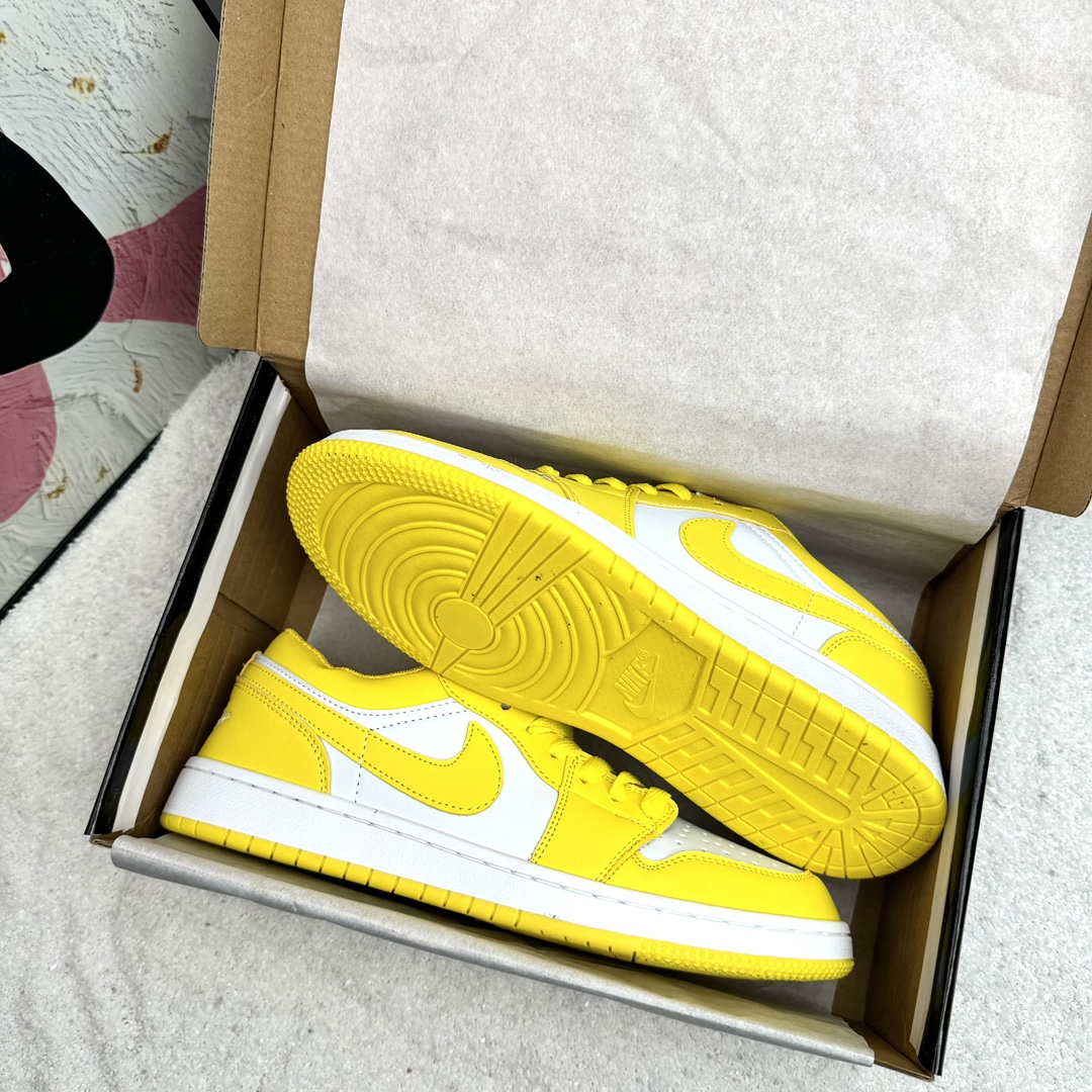 V2778-206.3💴31.66$NIKE gallery