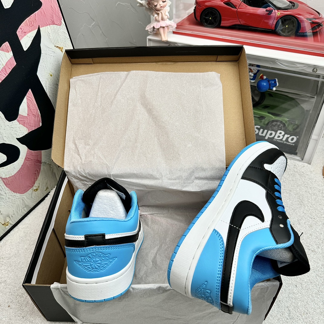 V2778-206.3💴31.66$NIKE gallery