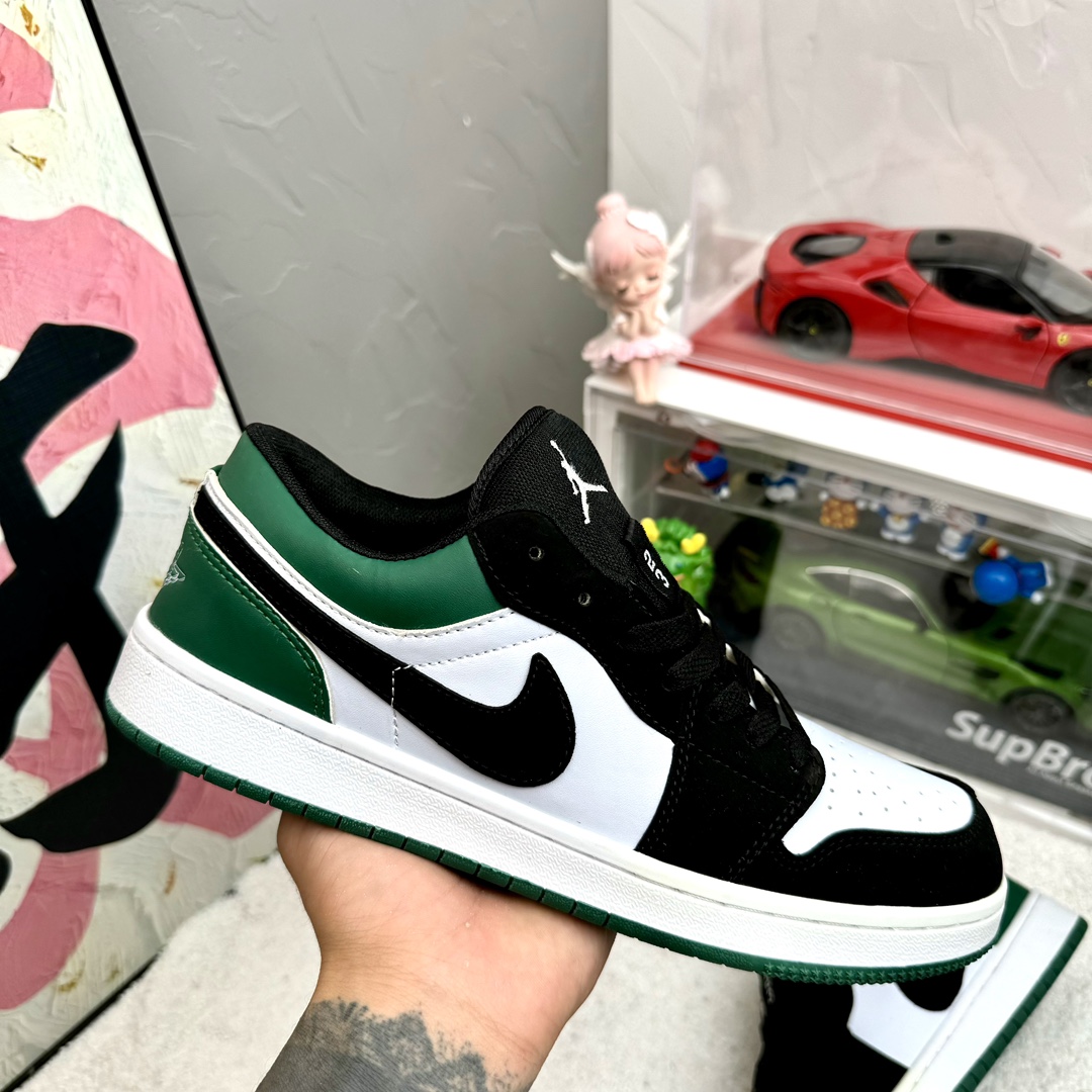 V2778-206.3💴31.66$NIKE gallery