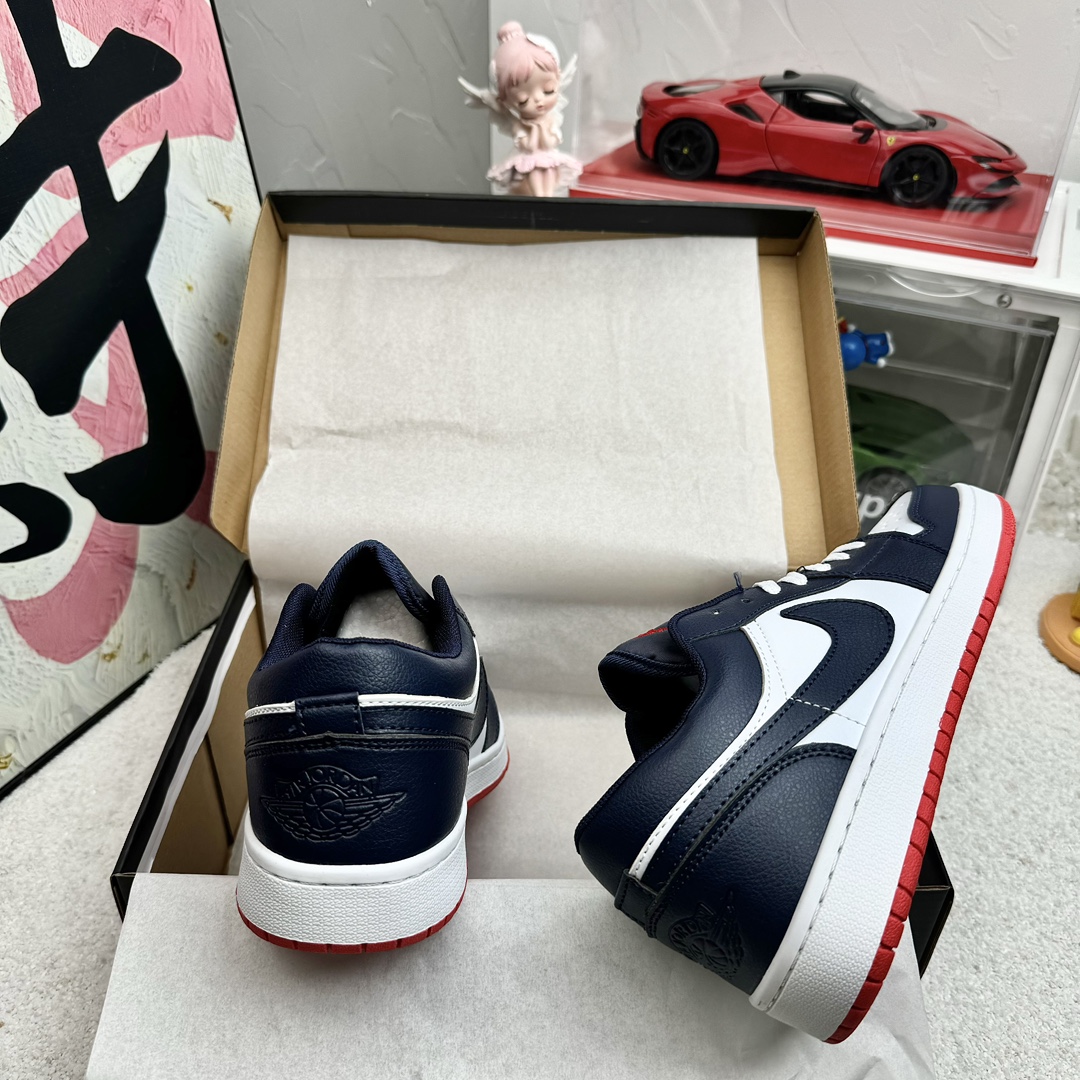 V2778-206.3💴31.66$NIKE gallery