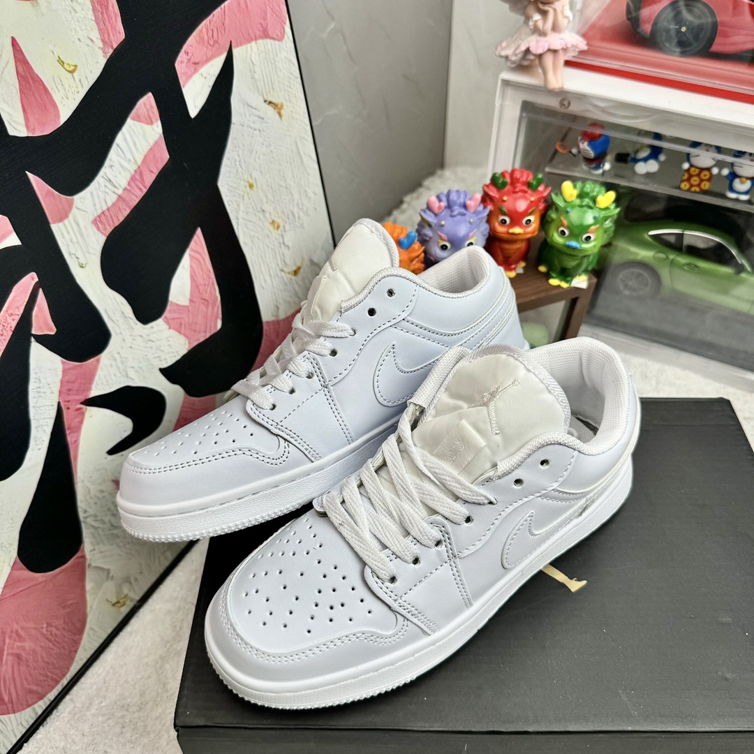 V2778-206.3💴31.66$NIKE gallery