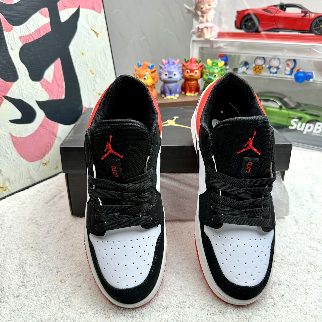 V2778-206.3💴31.66$NIKE gallery