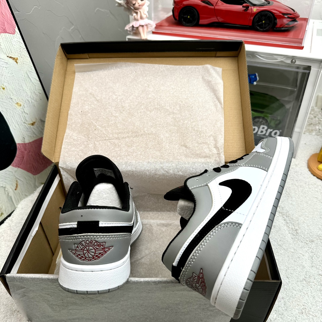 V2778-206.3💴31.66$NIKE gallery