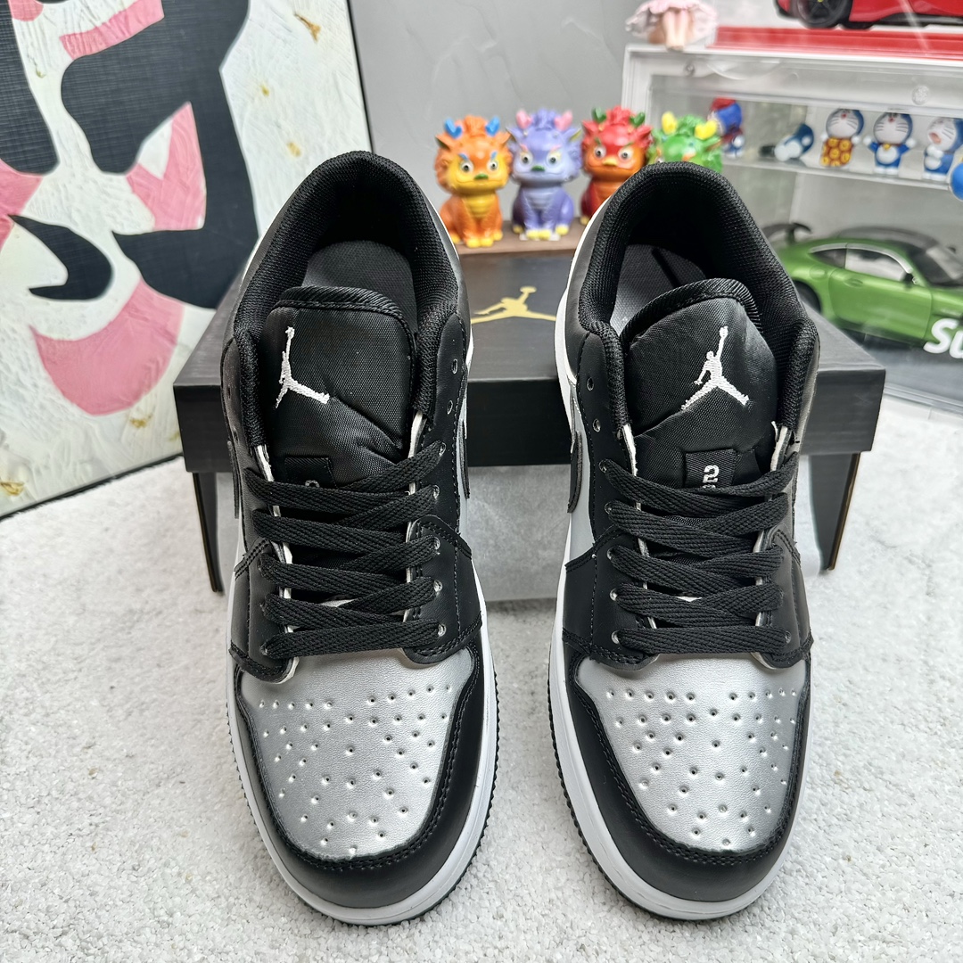 V2778-206.3💴31.66$NIKE gallery