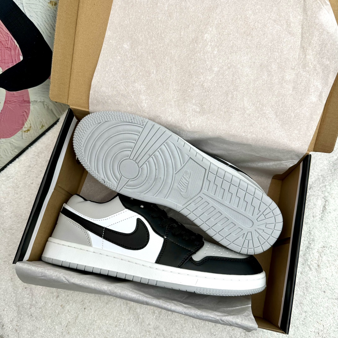 V2778-206.3💴31.66$NIKE gallery