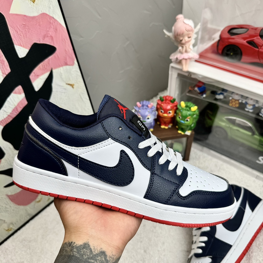 V2778-206.3💴31.66$NIKE gallery