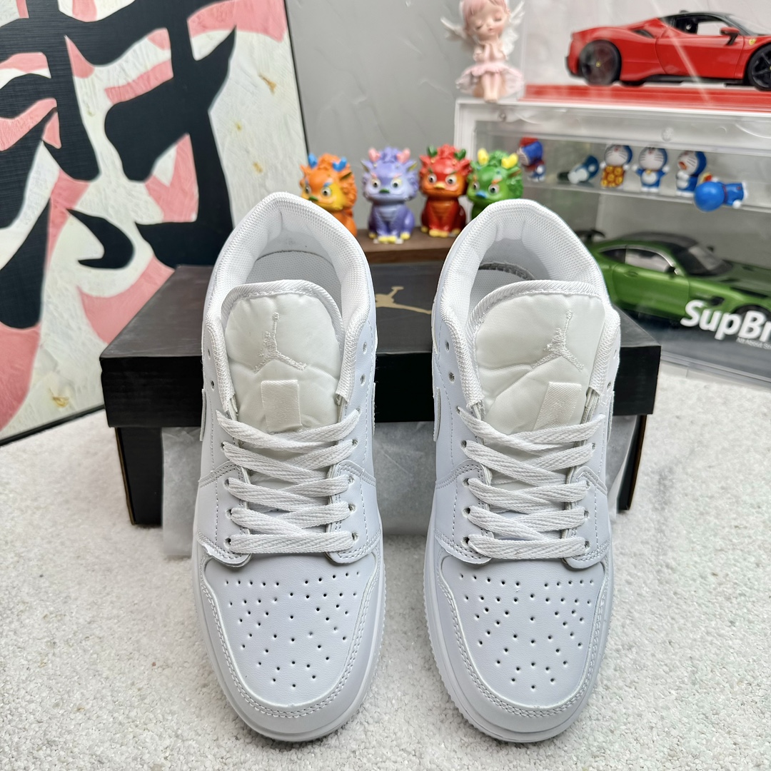 V2778-206.3💴31.66$NIKE gallery