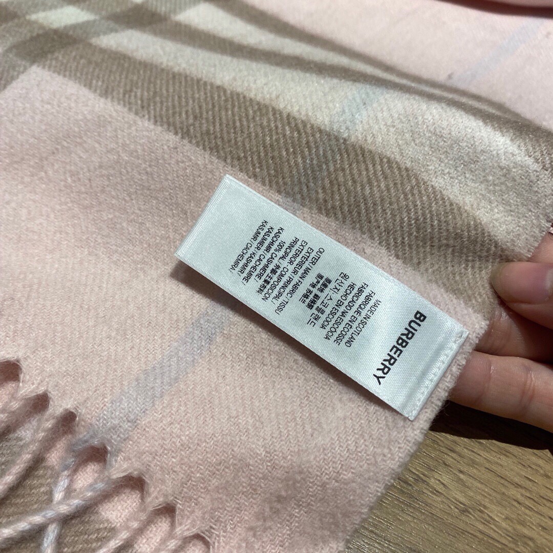 V2816-187💴29.99$Burberry gallery