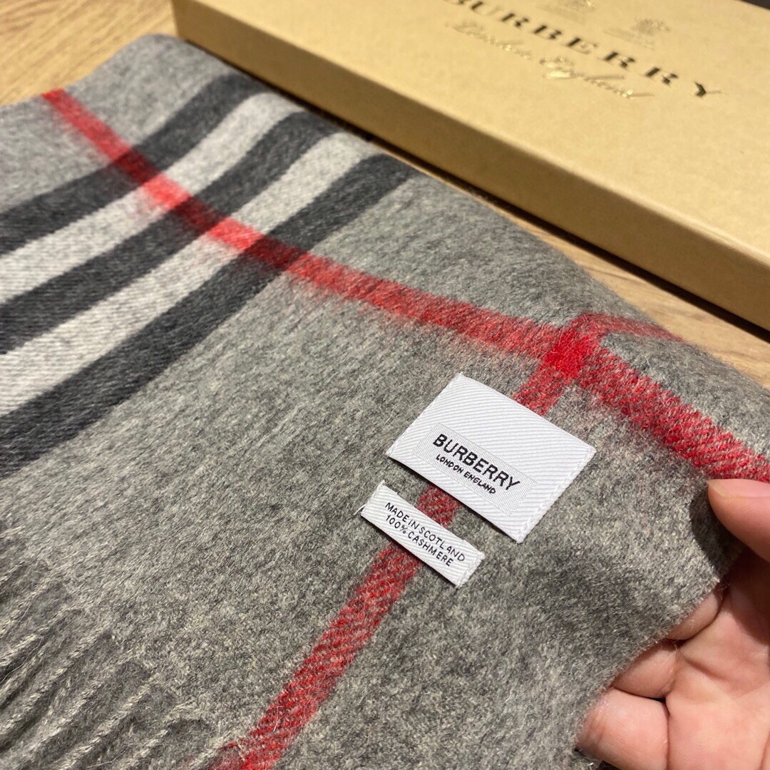 V2816-187💴29.99$Burberry gallery