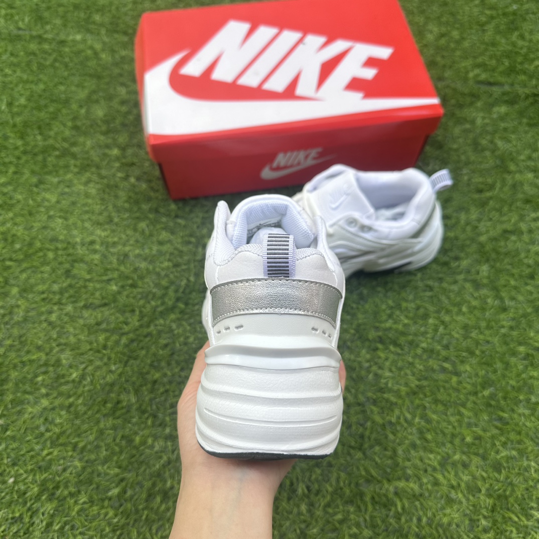 V2820-249.6💴36.68$NIKE gallery