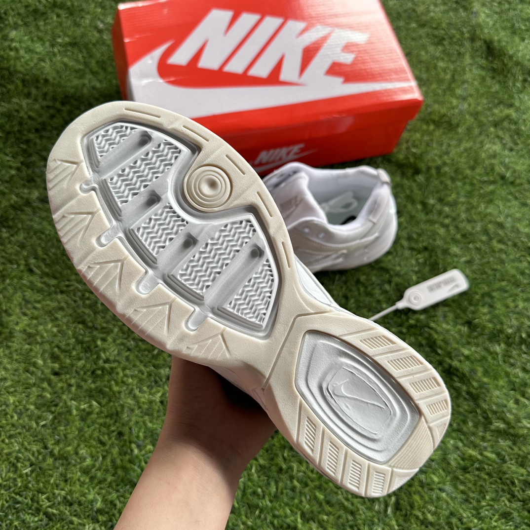 V2820-249.6💴36.68$NIKE gallery