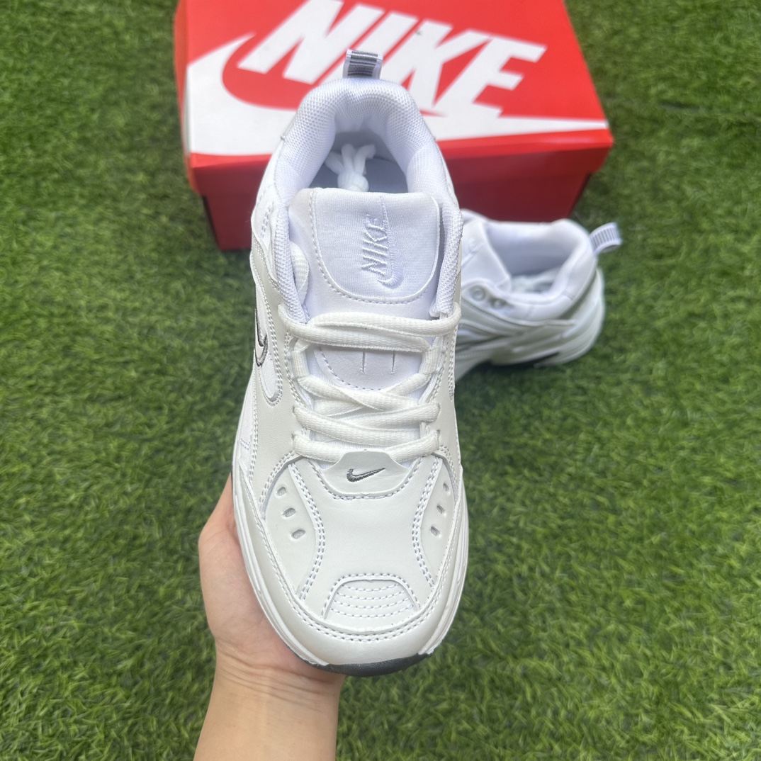 V2820-249.6💴36.68$NIKE gallery