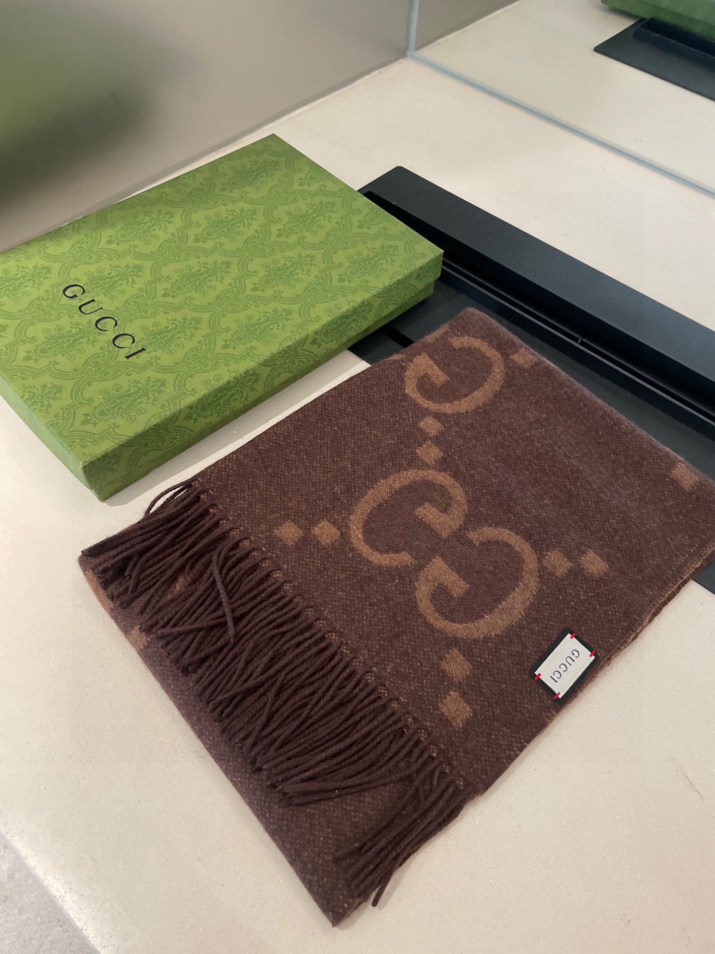 V2821-177.5💴28.66$Gucci gallery