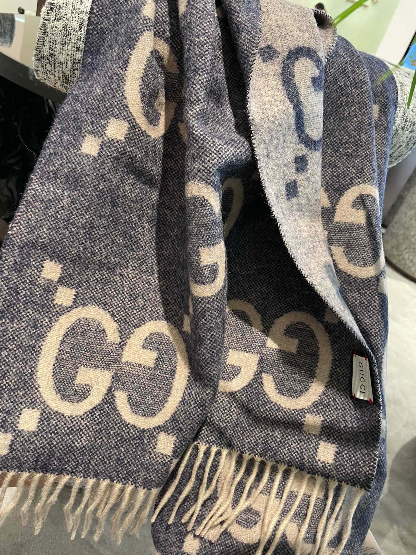 V2821-177.5💴28.66$Gucci gallery