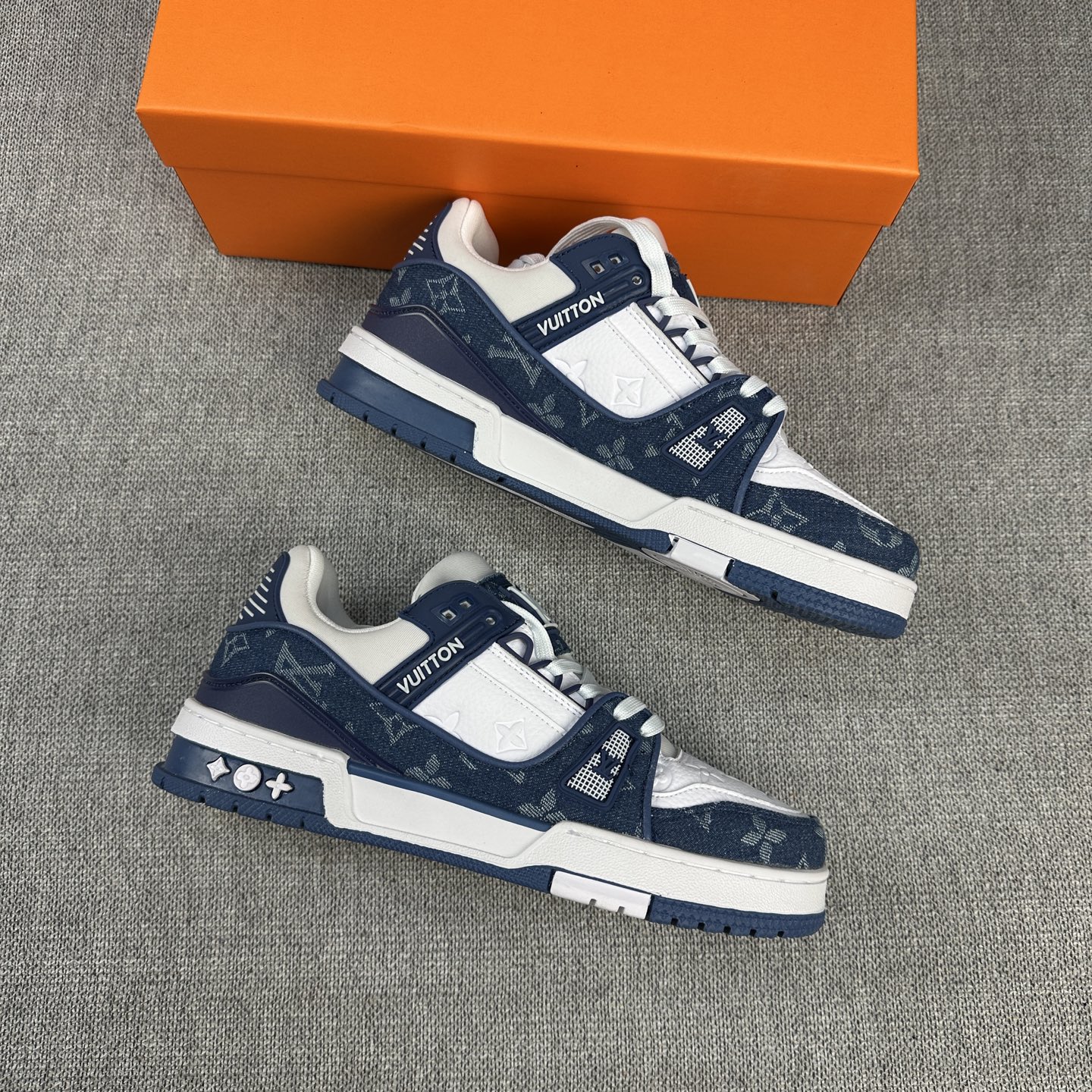 V2860-💴43$LV gallery