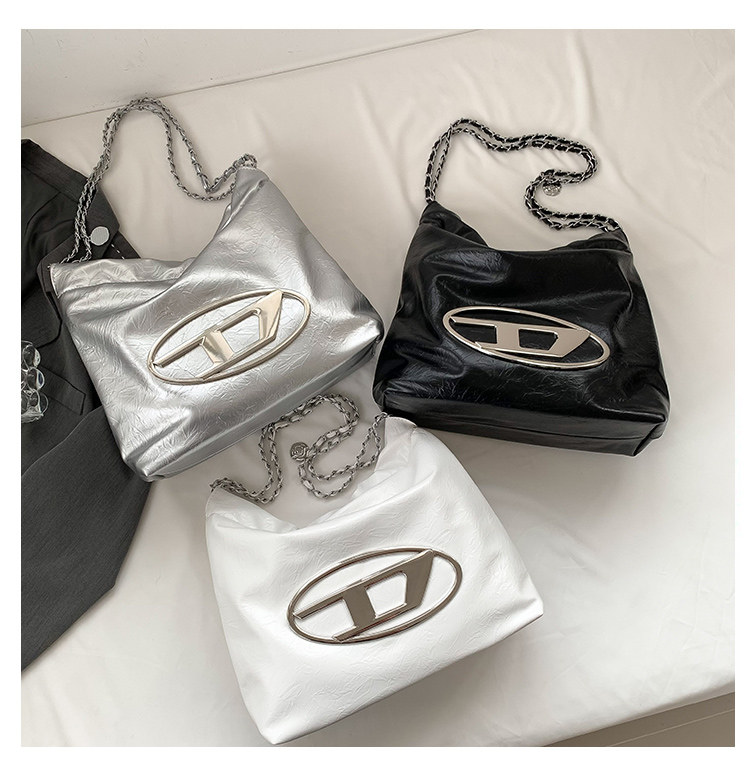 V2865-💴30.66$Diesel gallery