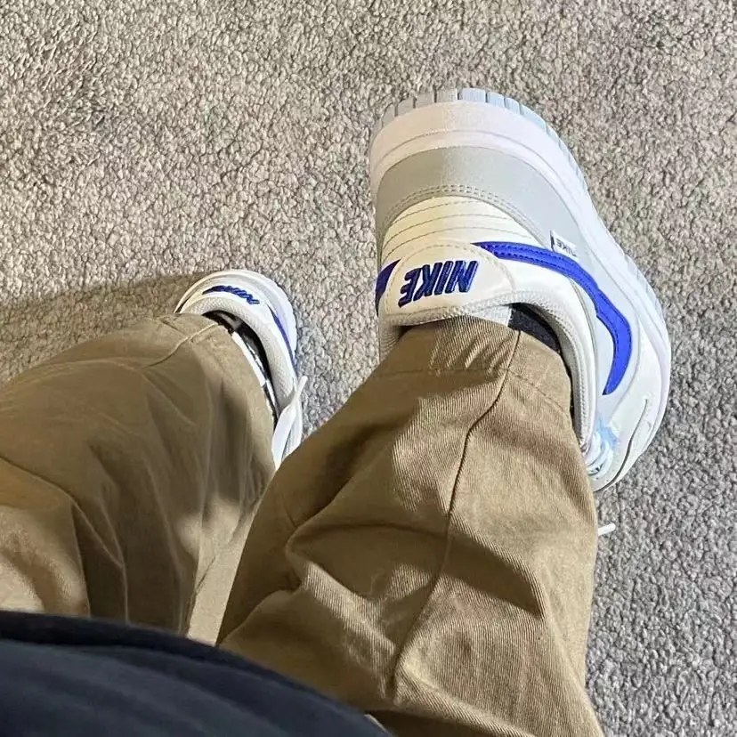 Oo1106-302.4💴42$ NIKE gallery