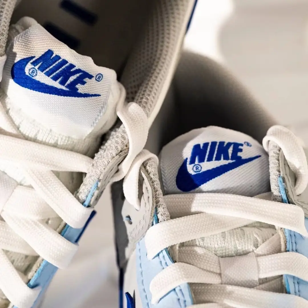 Oo1106-302.4💴42$ NIKE gallery