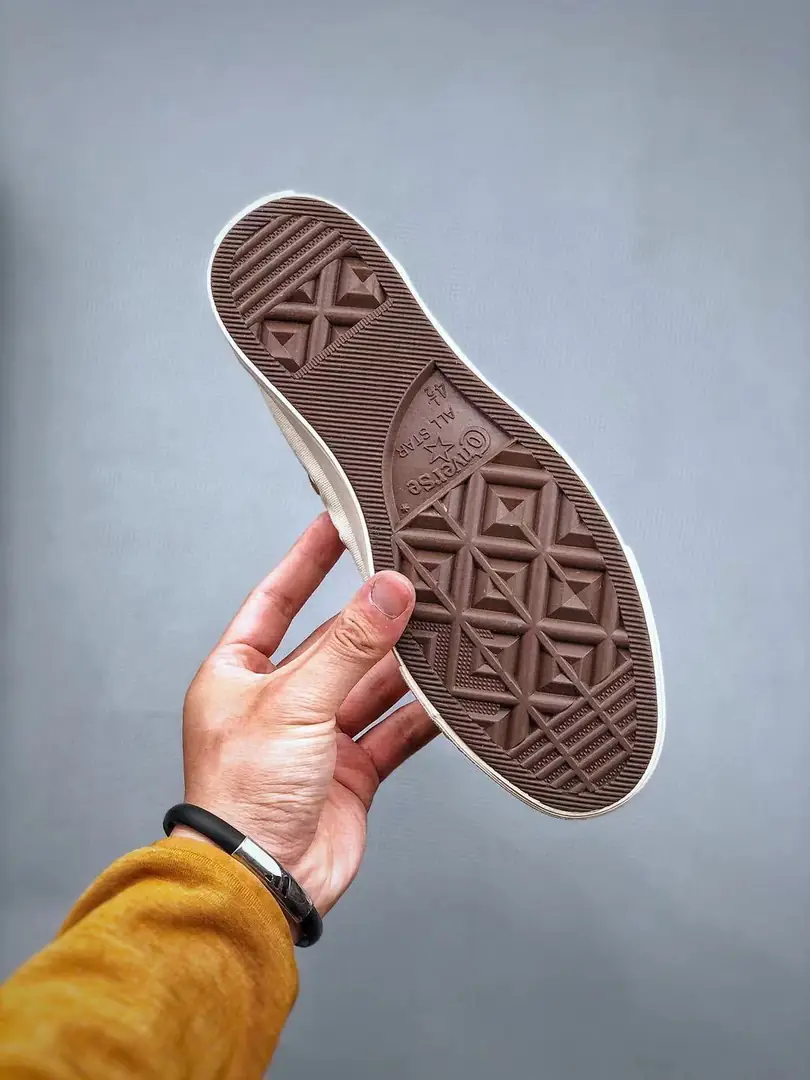 Oo1201-289.88￥43.68$comverse gallery