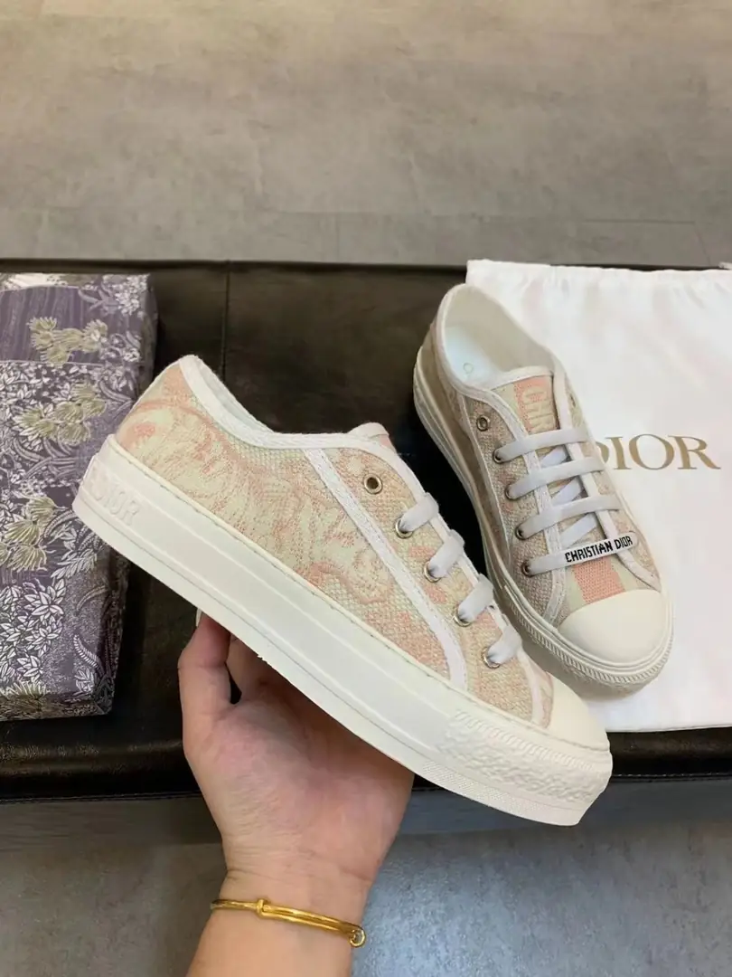 Oo1264-316.8💴44.66$Dr gallery