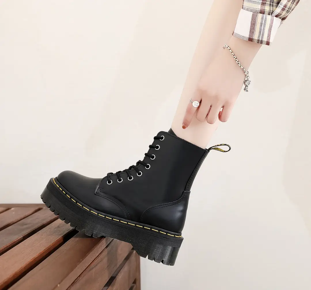 Oo1283-428.74💴|59.51$Dr.Martens gallery