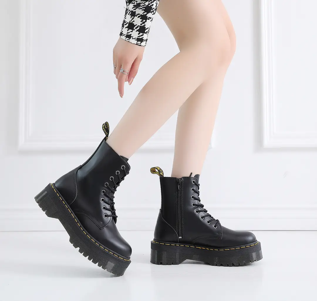Oo1283-428.74💴|59.51$Dr.Martens gallery