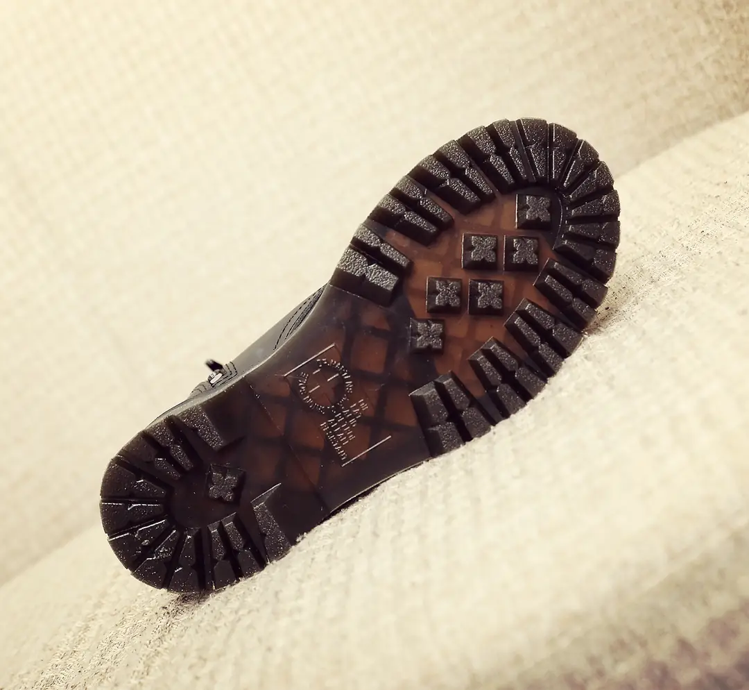 Oo1283-428.74💴|59.51$Dr.Martens gallery