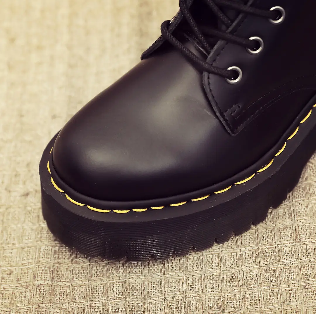 Oo1283-428.74💴|59.51$Dr.Martens gallery