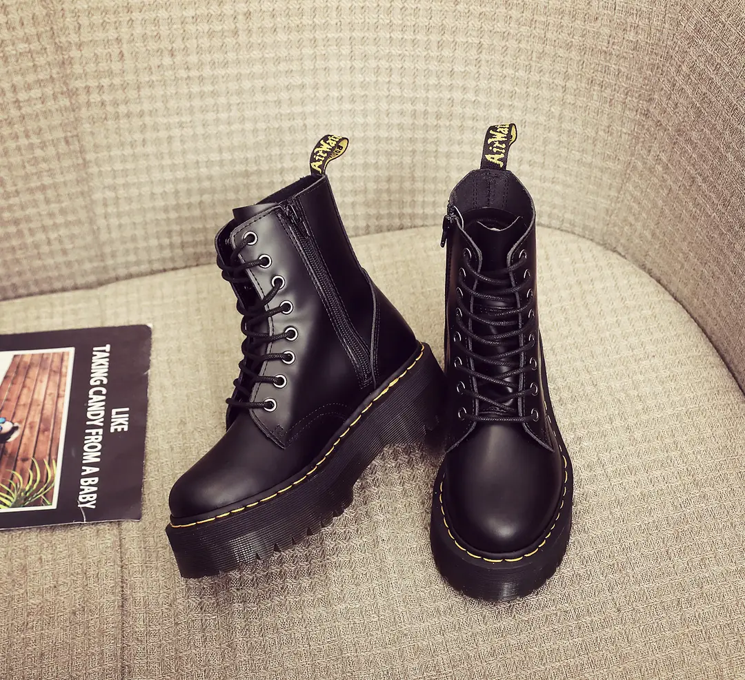 Oo1283-428.74💴|59.51$Dr.Martens gallery