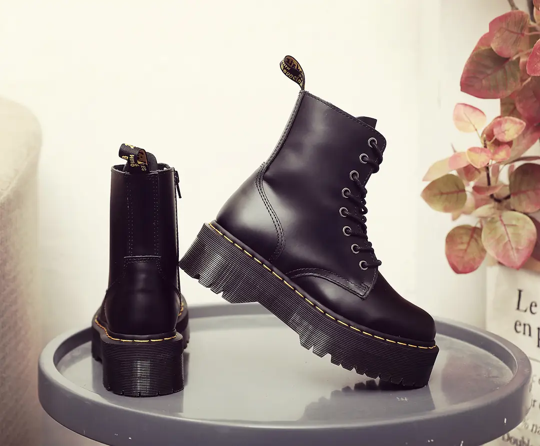 Oo1283-428.74💴|59.51$Dr.Martens gallery