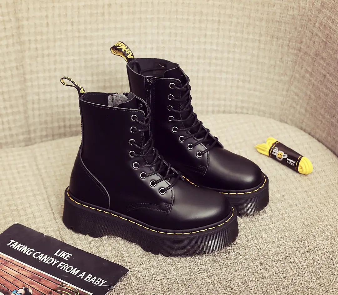 Oo1283-428.74💴|59.51$Dr.Martens gallery