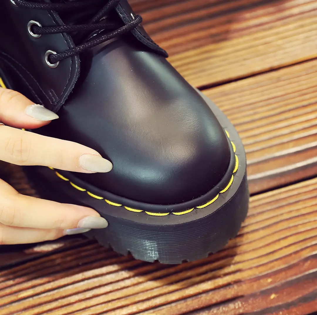 Oo1283-428.74💴|59.51$Dr.Martens gallery