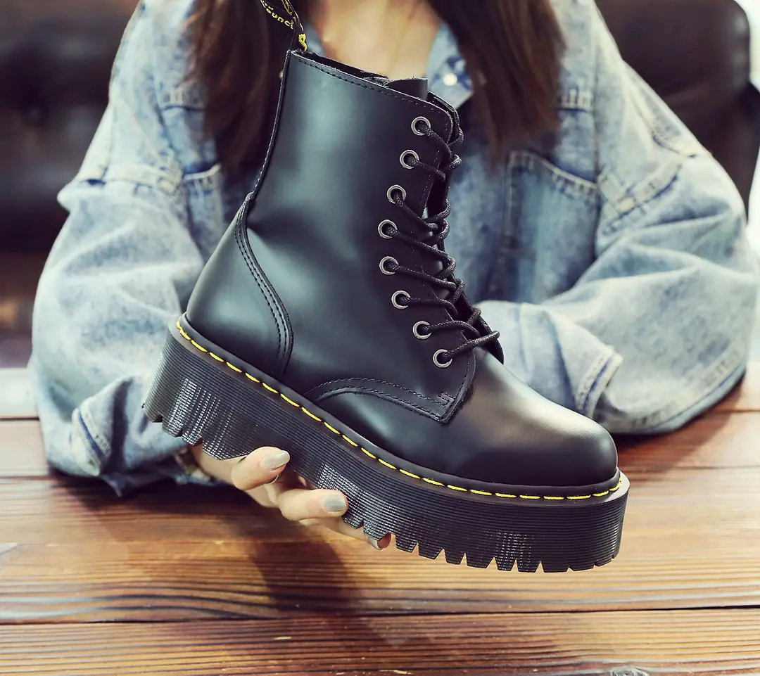 Oo1283-428.74💴|59.51$Dr.Martens gallery