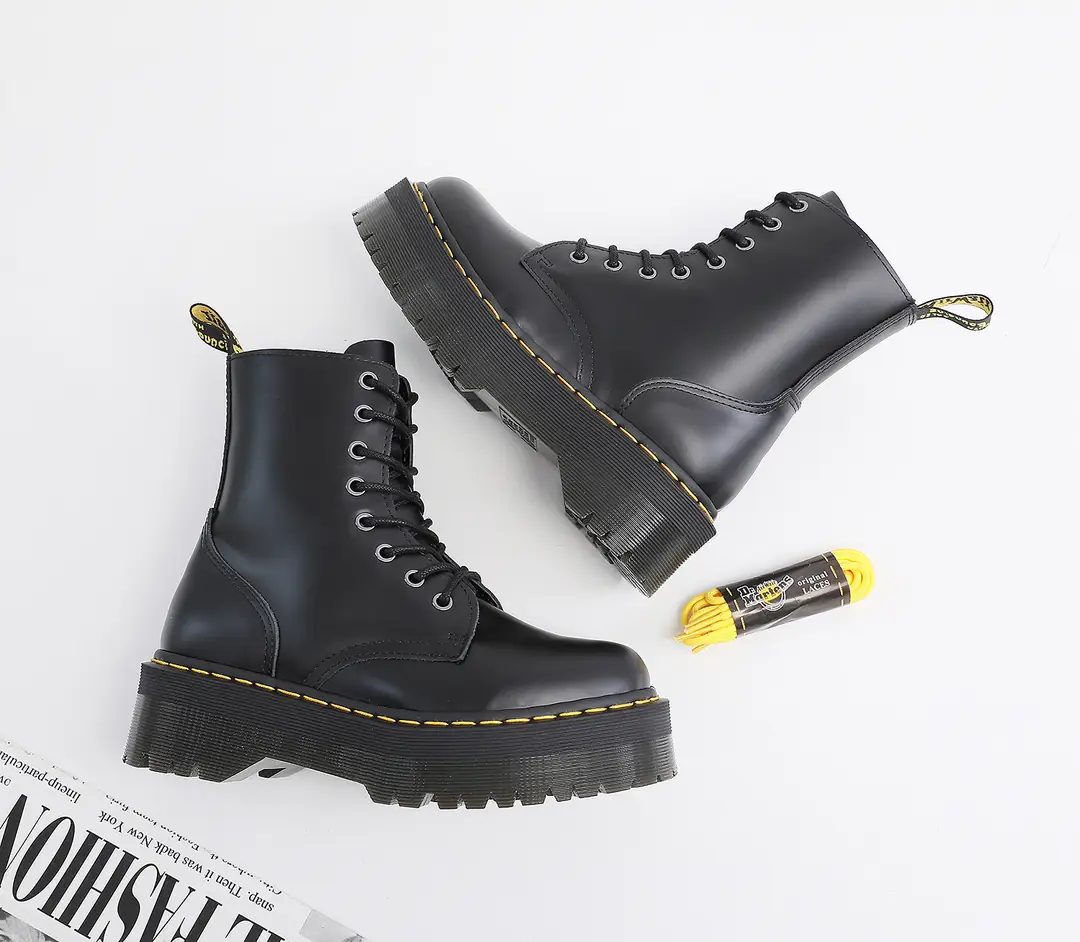 Oo1283-428.74💴|59.51$Dr.Martens gallery