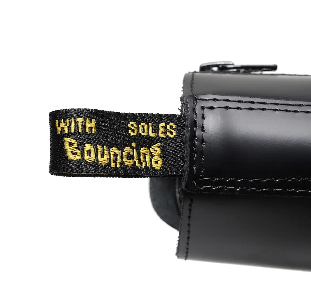 Oo1283-428.74💴|59.51$Dr.Martens gallery