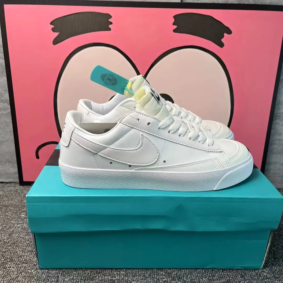 V1303-248💴35.99$nike gallery