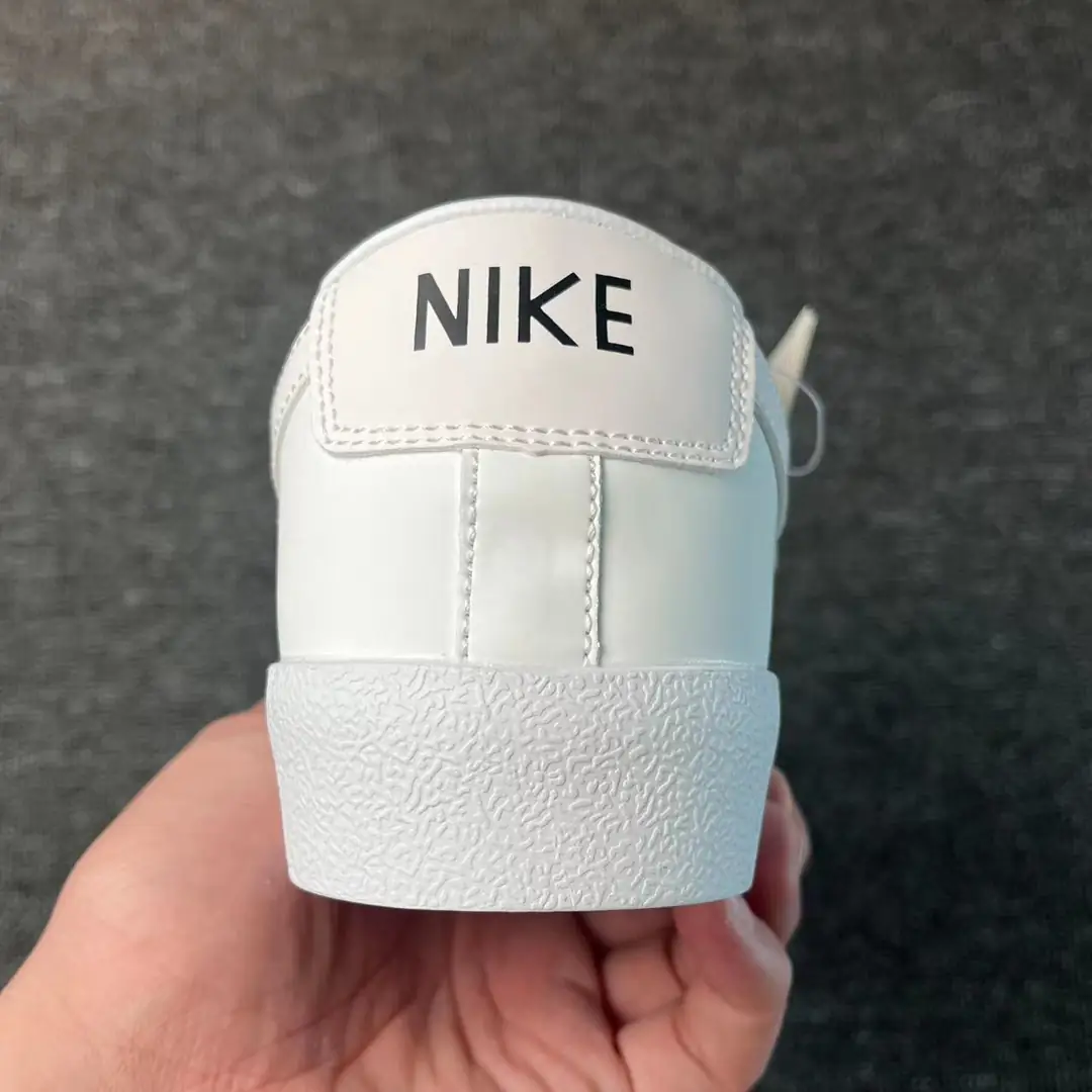 V1303-248💴35.99$nike gallery