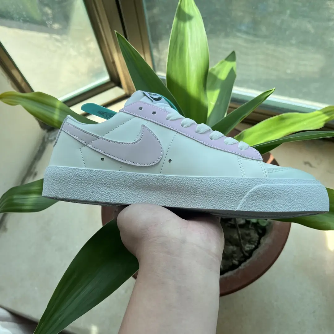 V1303-248💴35.99$nike gallery