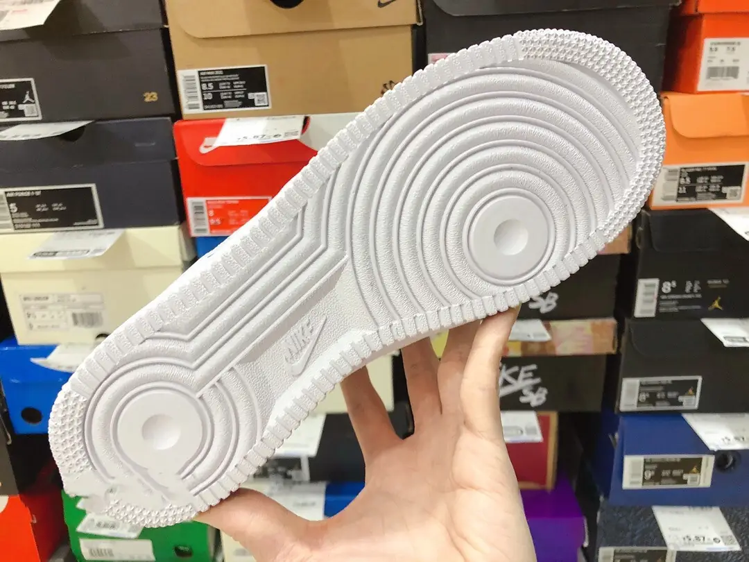 V1354-193💴28.55$NIKE gallery