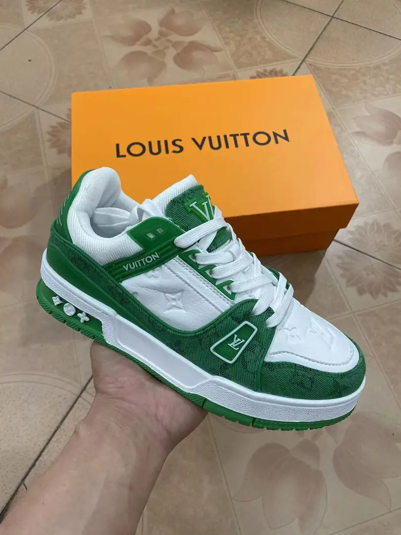 V1357-252.8💴40.11$NIKE gallery