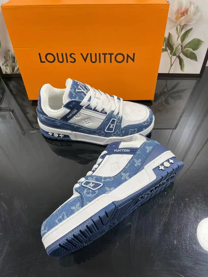 V1357-252.8💴40.11$NIKE gallery