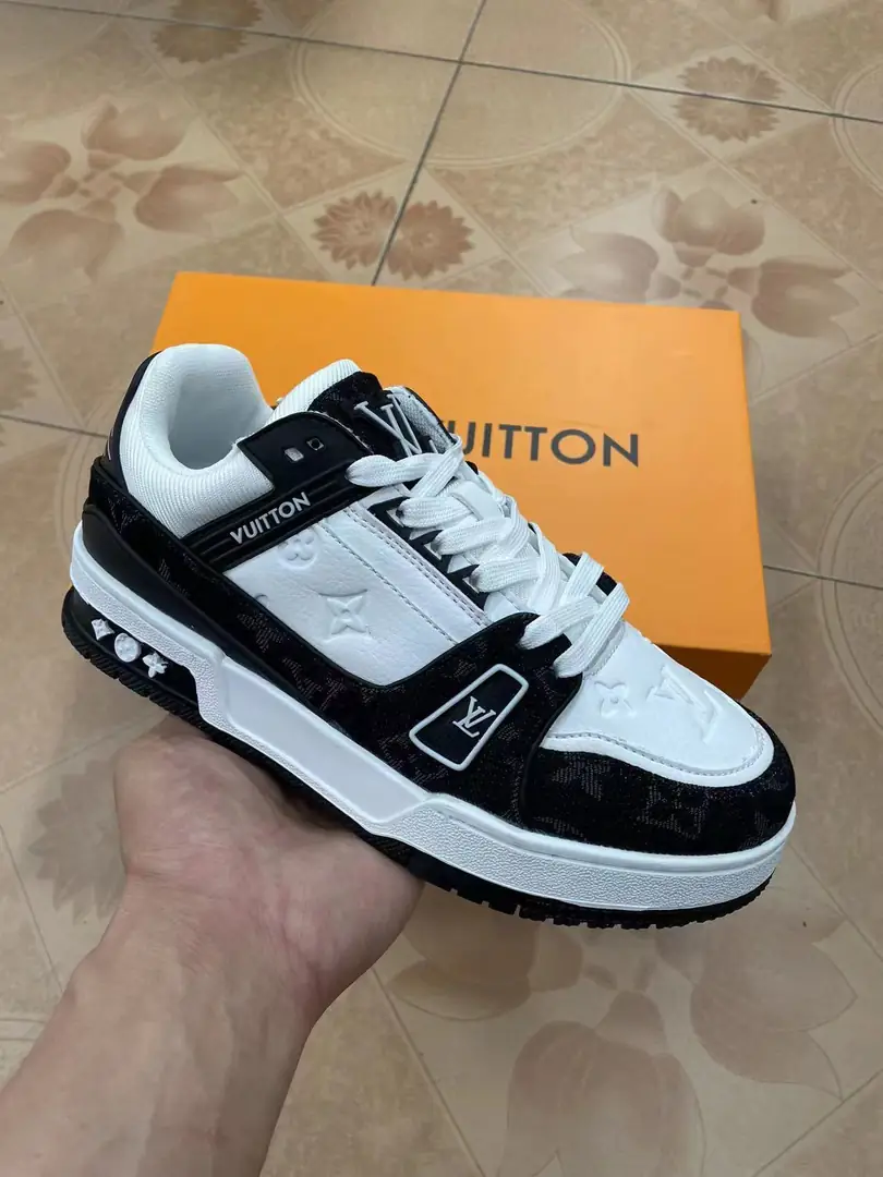 V1357-252.8💴40.11$NIKE gallery