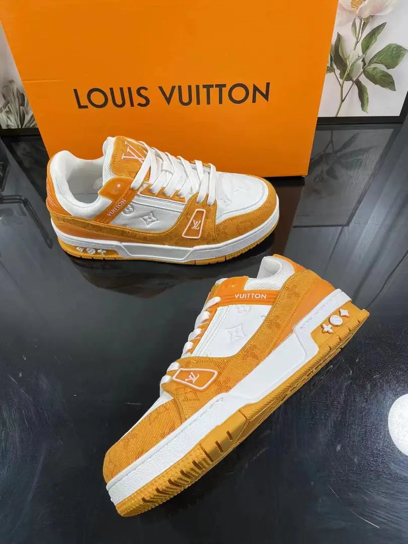 V1357-252.8💴40.11$NIKE gallery