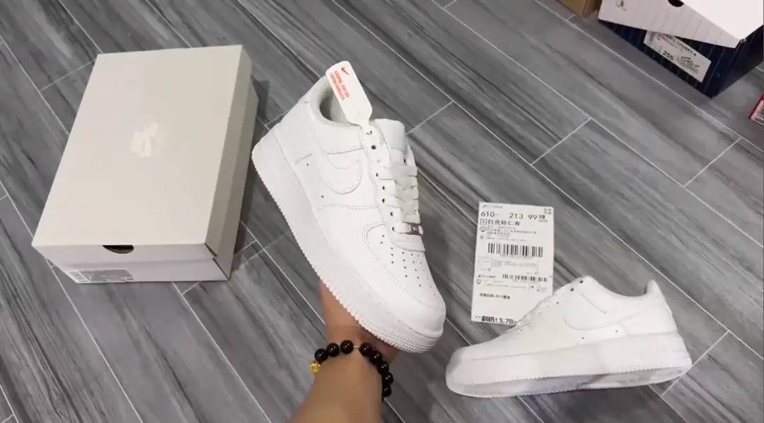 V1436-190💴27$NIKE gallery